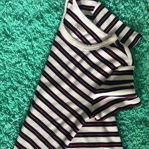 Old navy women’s t-shirt